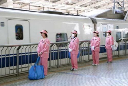 Những ‘thiên thần’ trên tàu cao tốc Shinkansen