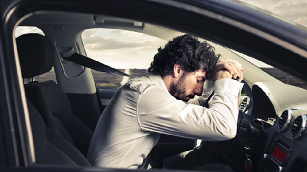 Những hiểm họa chết người khi ngủ trong xe bật điều hòa