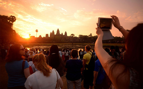 Angkor Wat mở cửa sớm đón khách ngắm bình minh
