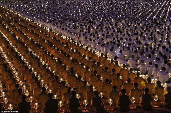 Những sắc màu Phật giáo được ghi lại đầy ấn tượng