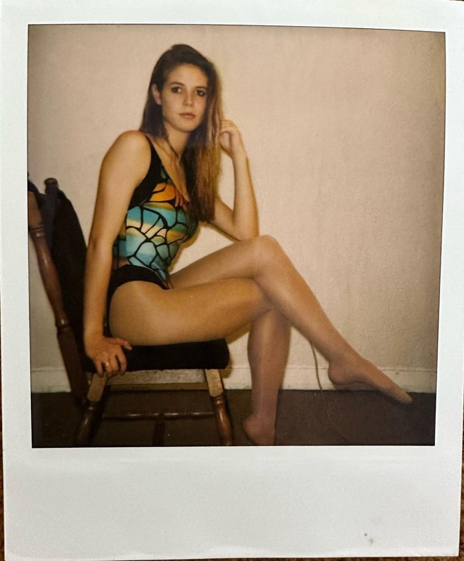 Heidi Klum tự tin diện bikini ở năm 19 tuổi