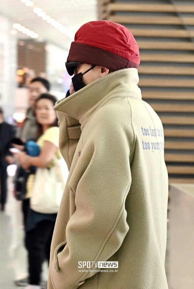 G-Dragon gây sốt với outfit mang ý nghĩa ‘độc nhất vô nhị’