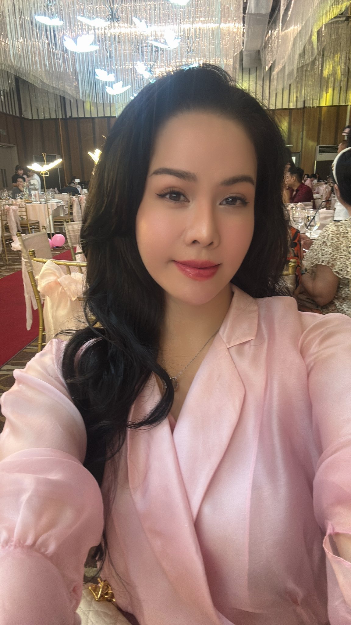Nhật Kim Anh nữ nghệ sĩ giàu nhất nhì showbiz Việt