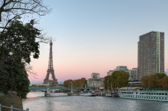 Lãng mạn ngắm Paris từ đôi bờ sông Seine