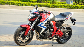 Cận cảnh Honda CB1000R ABS 2015 giá hơn 400 triệu tại Hà Nội