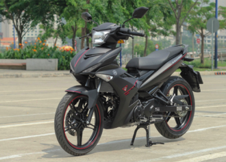Chi tiết Exciter 150 màu đen nhám mạnh mẽ của biker Việt